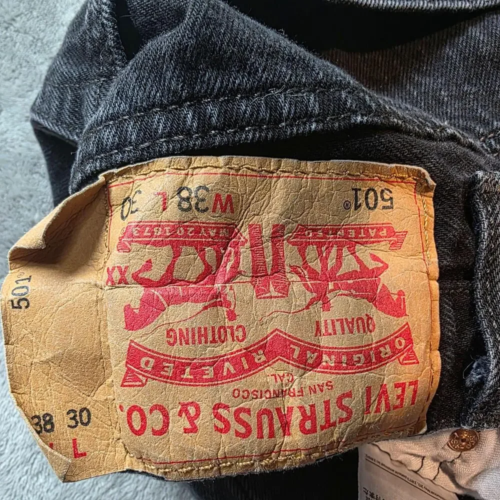Levi's 501 Jeans Mens 38x30 Black Dark Wash Regular Fit Straight Leg Denim